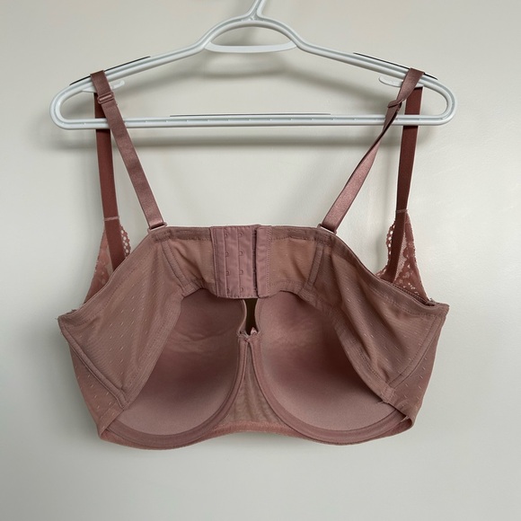 Torrid Curve Pink Bra - Picture 5 of 6